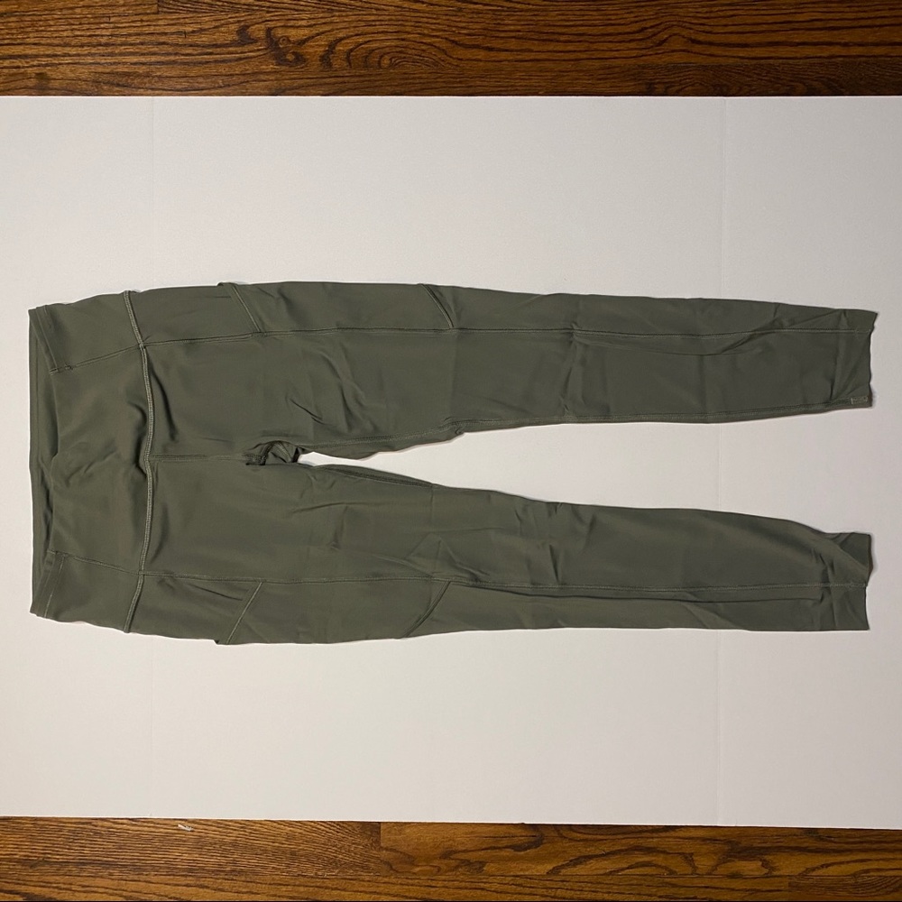 Lululemon Fast + Free Tights 25” in sage green